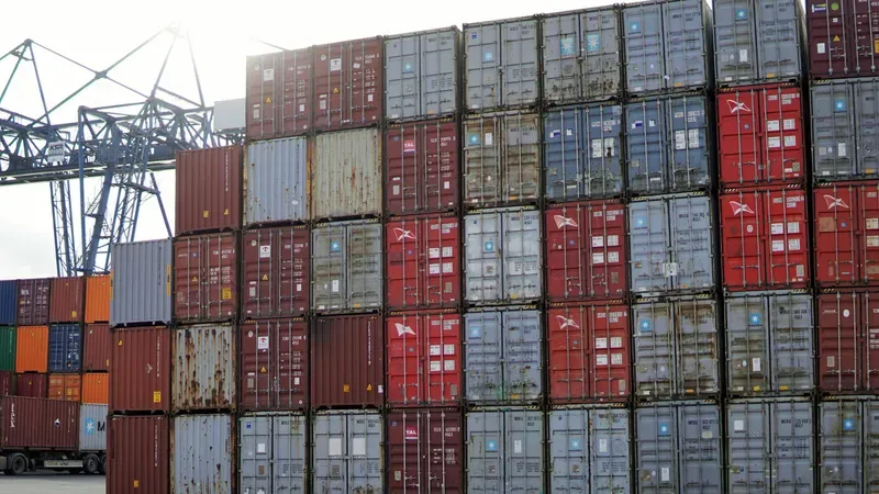 8 Points to Consider When Choosing a Container